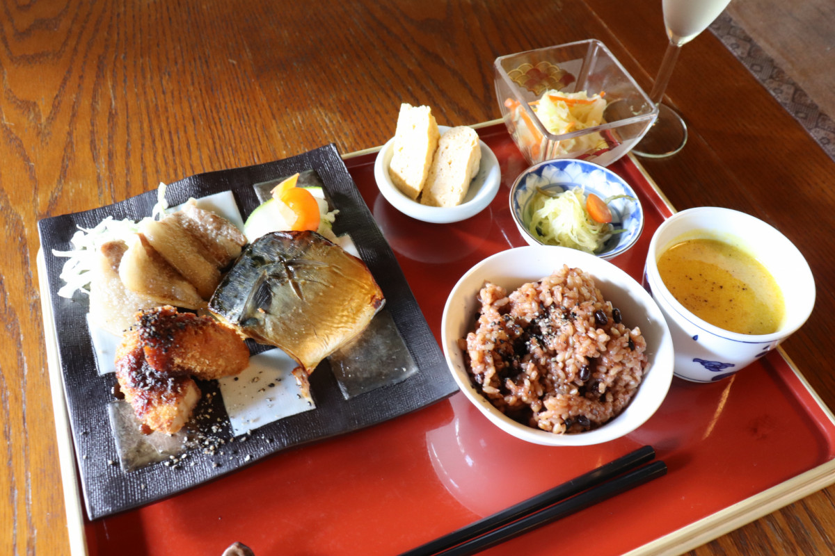 秋を田舎で楽しむ！吉備中央町の古民家カフェ＆宿｜おか旅 | 岡山