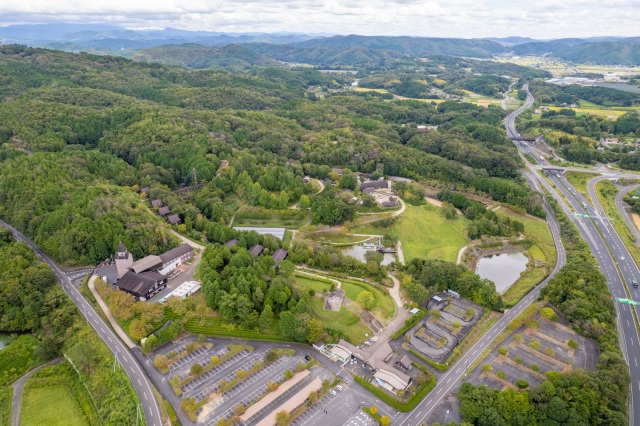 入園無料の広大な遊び場!「おかやまファーマーズ・マーケット ノースヴィレッジ」に行ってみた(勝央町)