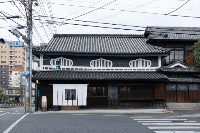 ラビットホール別館 福岡醤油蔵