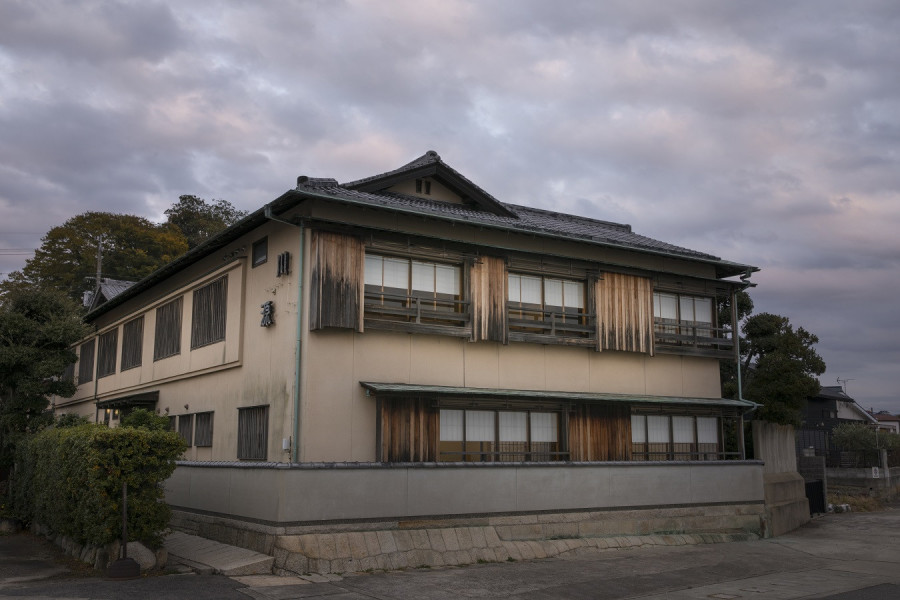 割烹旅館　川源