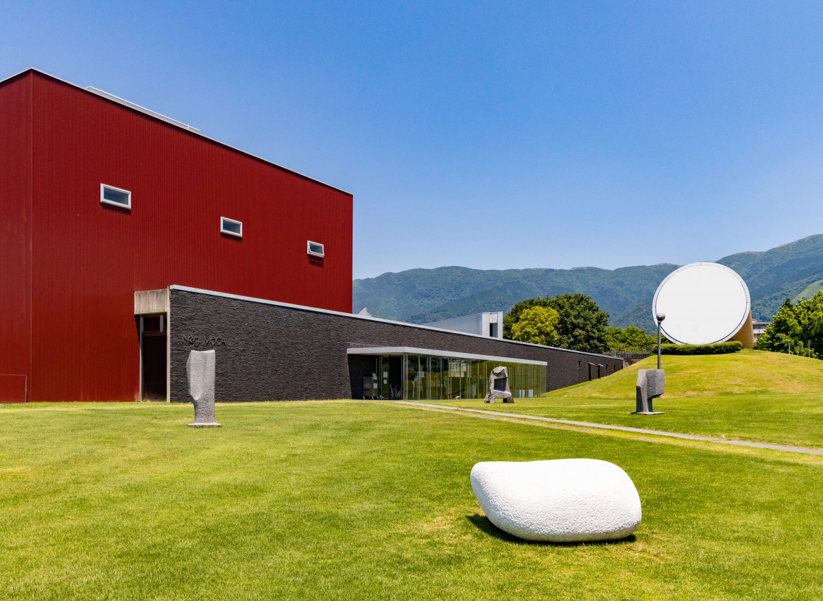 奈義町現代美術館｜観光スポット | 岡山観光WEB【公式】- 岡山県の観光・旅行情報ならココ！