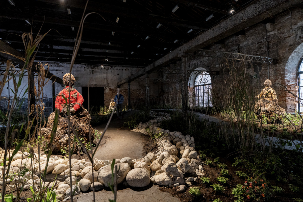 Precious Okoyomon installation view of To See The Earth Before the End of the World, 2022, at the 59th International Art Exhibition – La Biennale di Venezia, “The Milk of Dreams,” 2022. Photo by Roberto Marossi. Courtesy of La Biennale di Venezia.