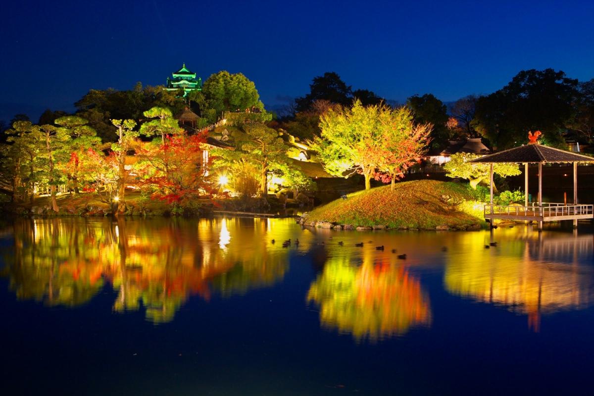 秋の幻想庭園