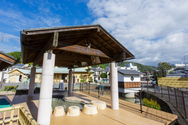 湯郷ポケットパーク　ふれあいの湯（足湯）