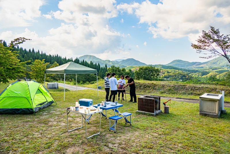 高瀬湖畔オートキャンプ場