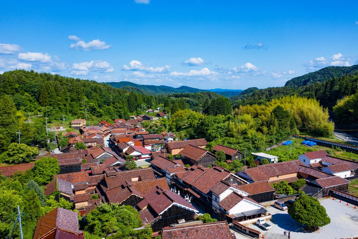 【おかやま満喫旅】日本遺産ストーリー「ジャパンレッド発祥の地－弁柄と銅の町・備中吹屋－」深掘り体感旅