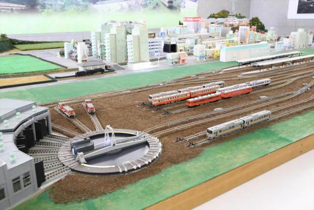 津山まなびの鉄道館（森芸作品展示会場）