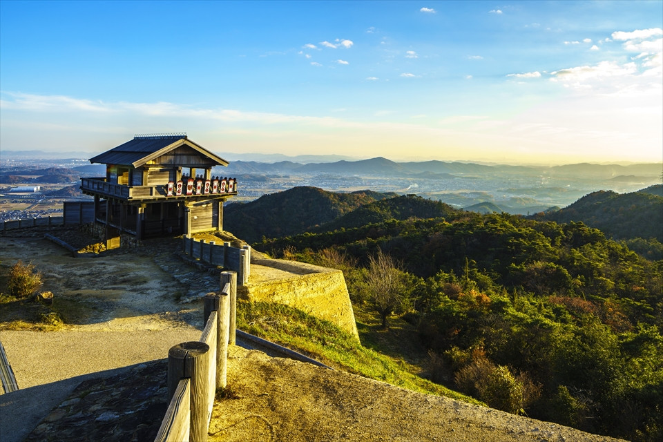 鬼城山 鬼ノ城 観光スポット 岡山観光web 公式 岡山県の観光 旅行情報ならココ