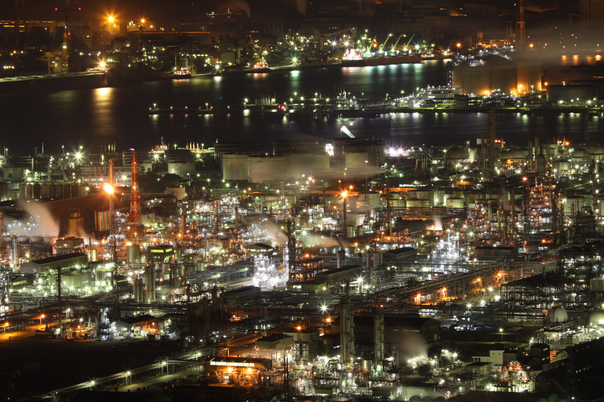 水島コンビナートの夜景