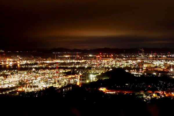 水島コンビナートの夜景