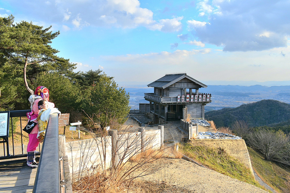 桃太郎伝説の舞台＆人気ハイキングコース！「鬼ノ城」の全てをまわってご案内（総社市）