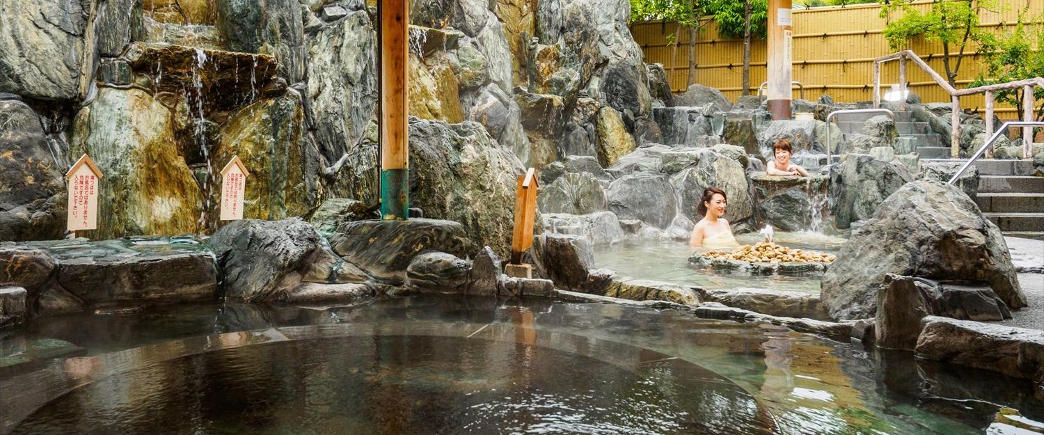 歴史ある湯治 美肌の湯 湯郷温泉 で 家族皆で楽しめるレトロな雰囲気を満喫 癒しの岡山三名湯 美作三湯 湯原 湯郷 奥津 旬のおすすめ 特集 岡山観光web 公式 岡山県の観光 旅行情報ならココ