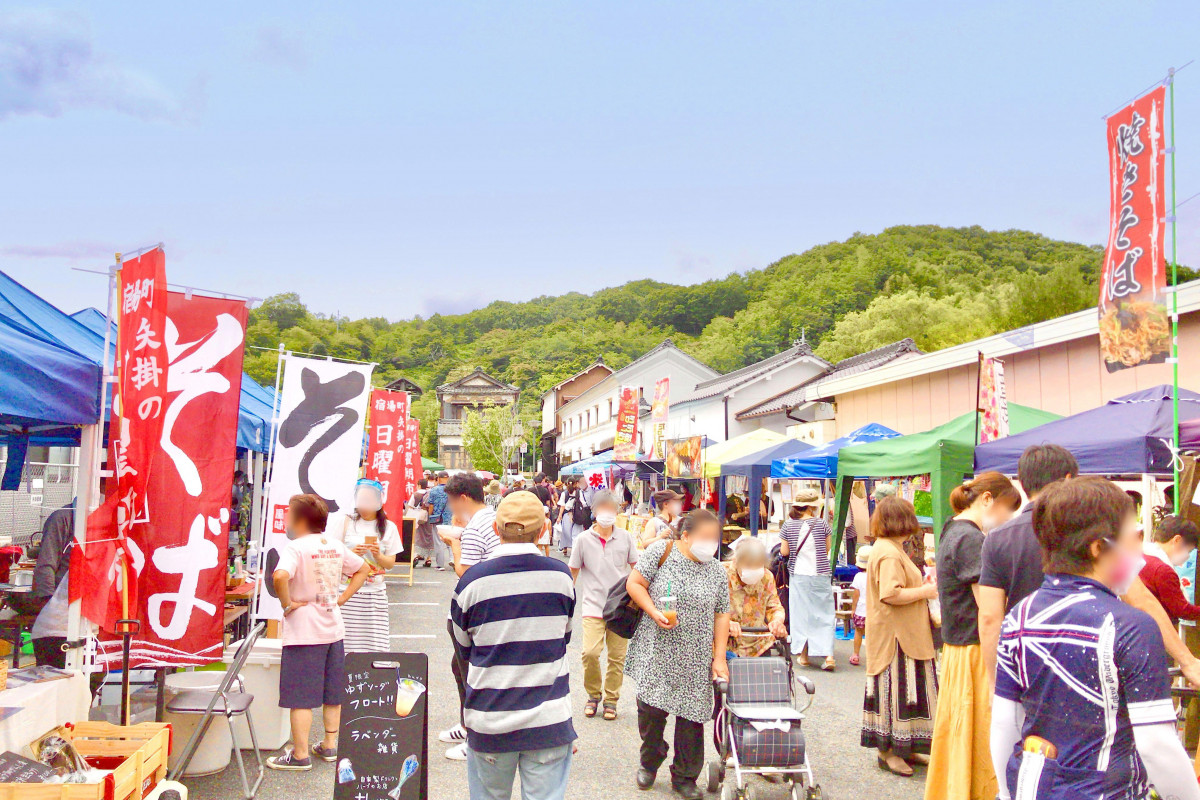 宿場町矢掛の日曜朝市