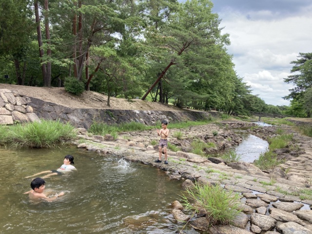 親子で行く!無料で楽しめる岡山の水遊びスポット5選