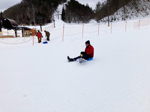 鏡野町の冬は「恩原高原スキー場」で雪遊び・そり滑り!