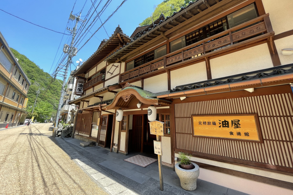 ジブリのモデルになった!? 湯原温泉の創業330年以上の宿「元禄旅籠油屋」