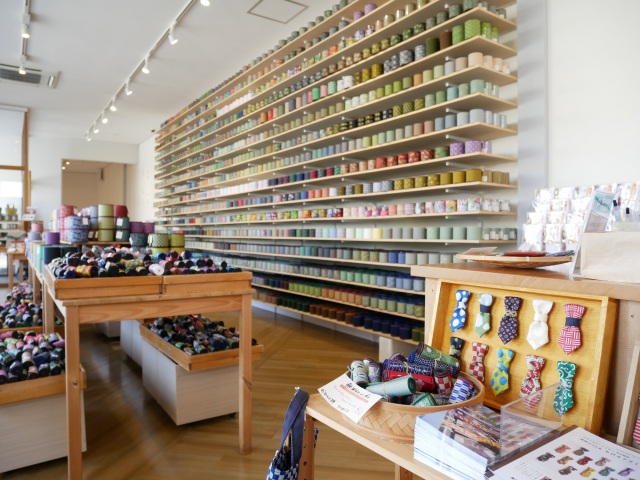 【倉敷観光】ハンドメイドでも人気の畳縁の工場見学&ミニ畳づくりを体験