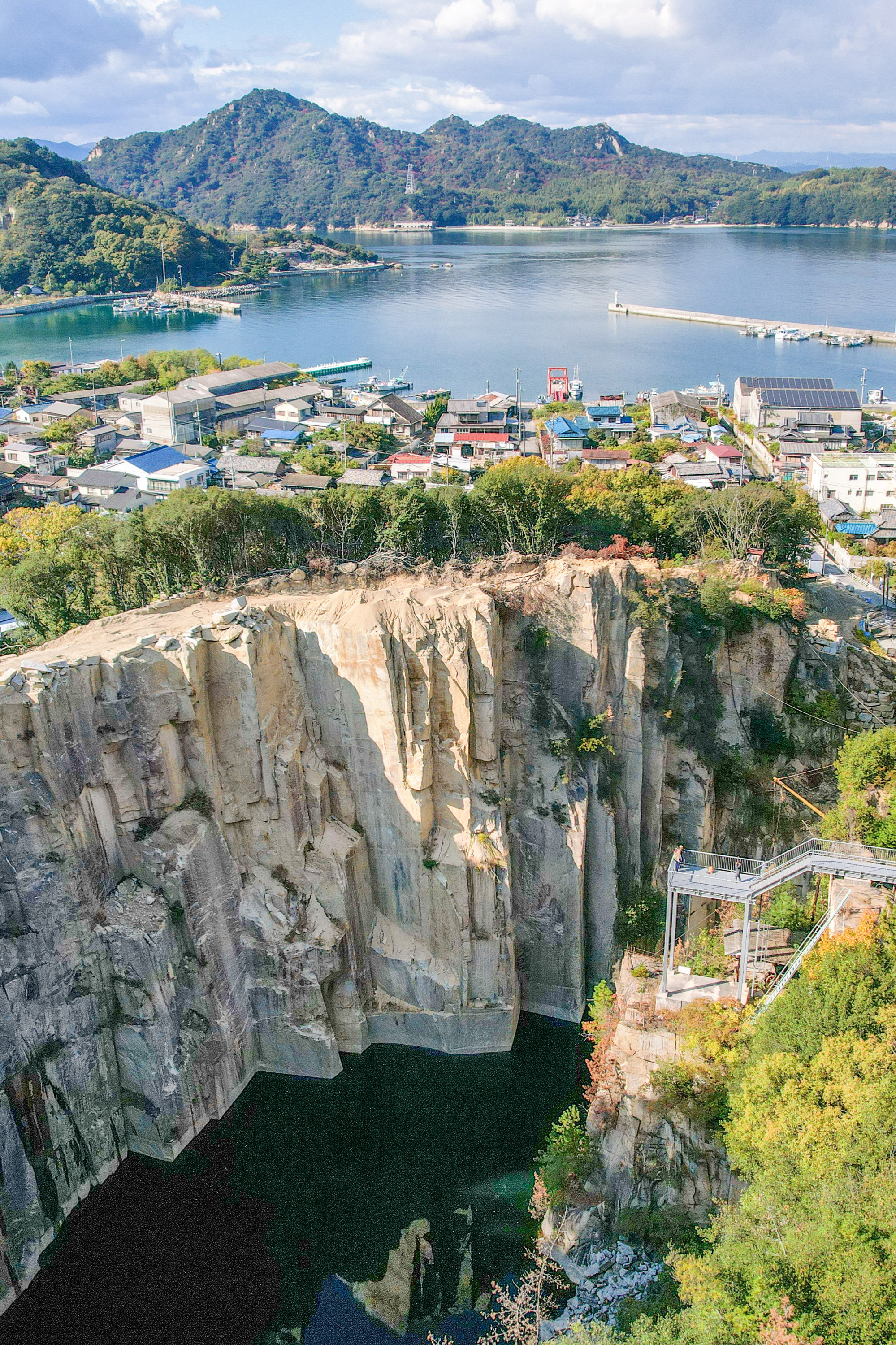 日本遺産に認定!「石の島」北木島~絶景と石の文化体験~(笠岡市)