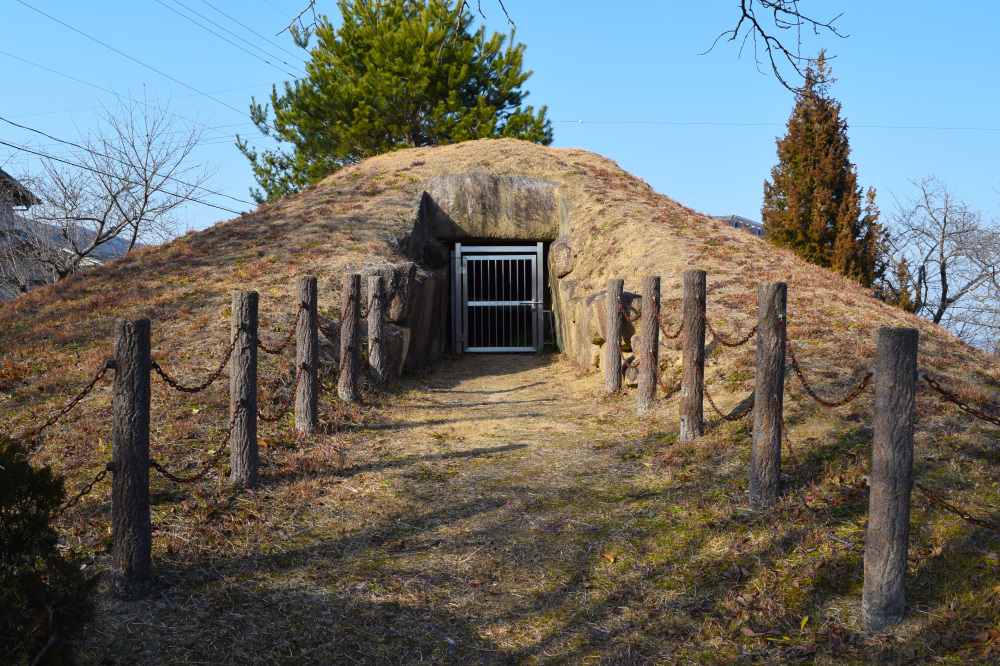 【岡山の古墳】ウォーキングで岩田14号墳・足王神社・山陽団地内の遺跡群を散策してみよう!(赤磐市)