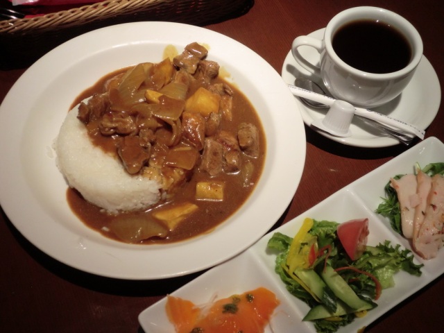 たまの自衛艦カレー