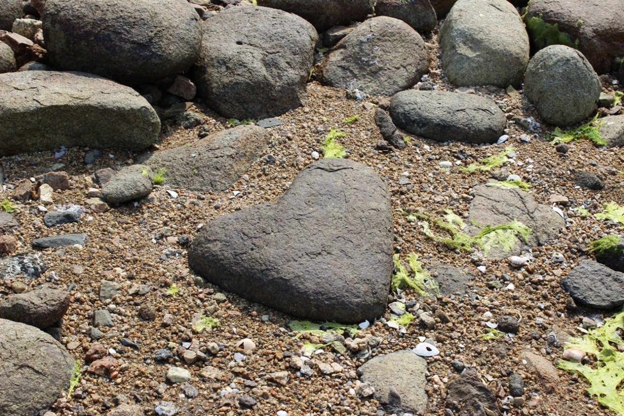 黒島ヴィーナスロード(ハートの石「女神の心」)