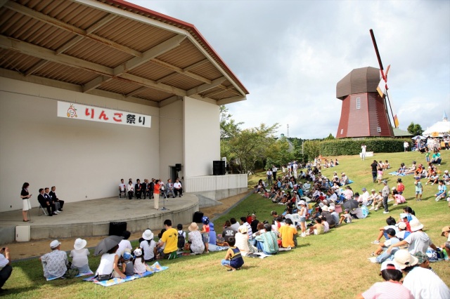 【2026年】第42回 りんご祭り(三保高原スポーツ&リゾート)