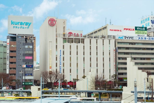 岡山髙島屋ビル(日本生命岡山駅前ビル)