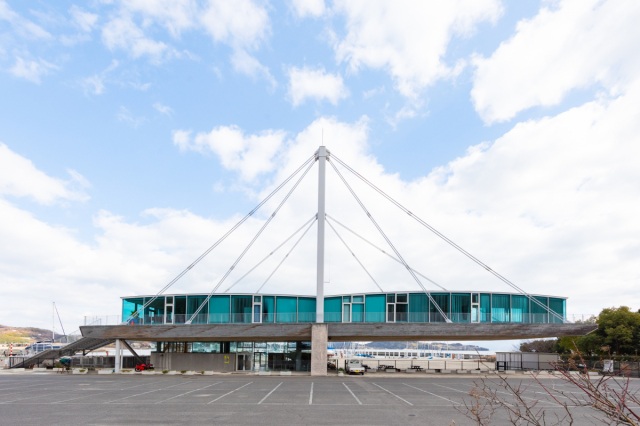 岡山県牛窓ヨットハーバークラブハウス